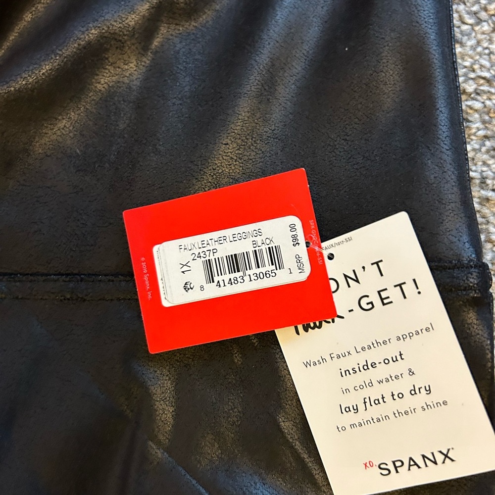 Spanx NWT faux leather leggings